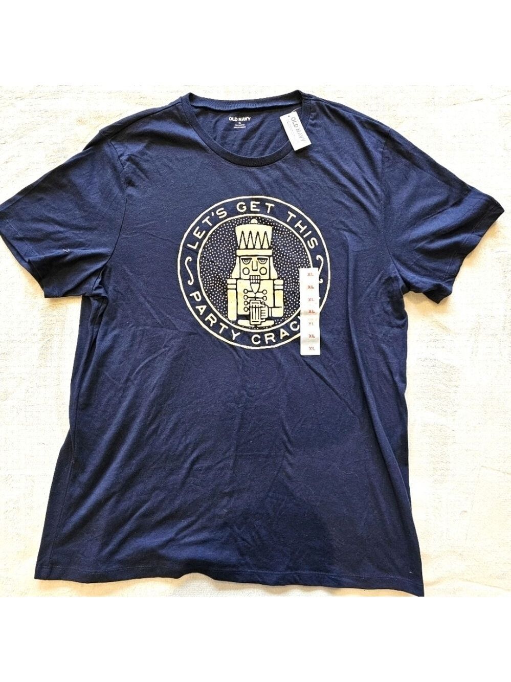 💥4 for $25💥 Old Navy Holiday Tshirt
